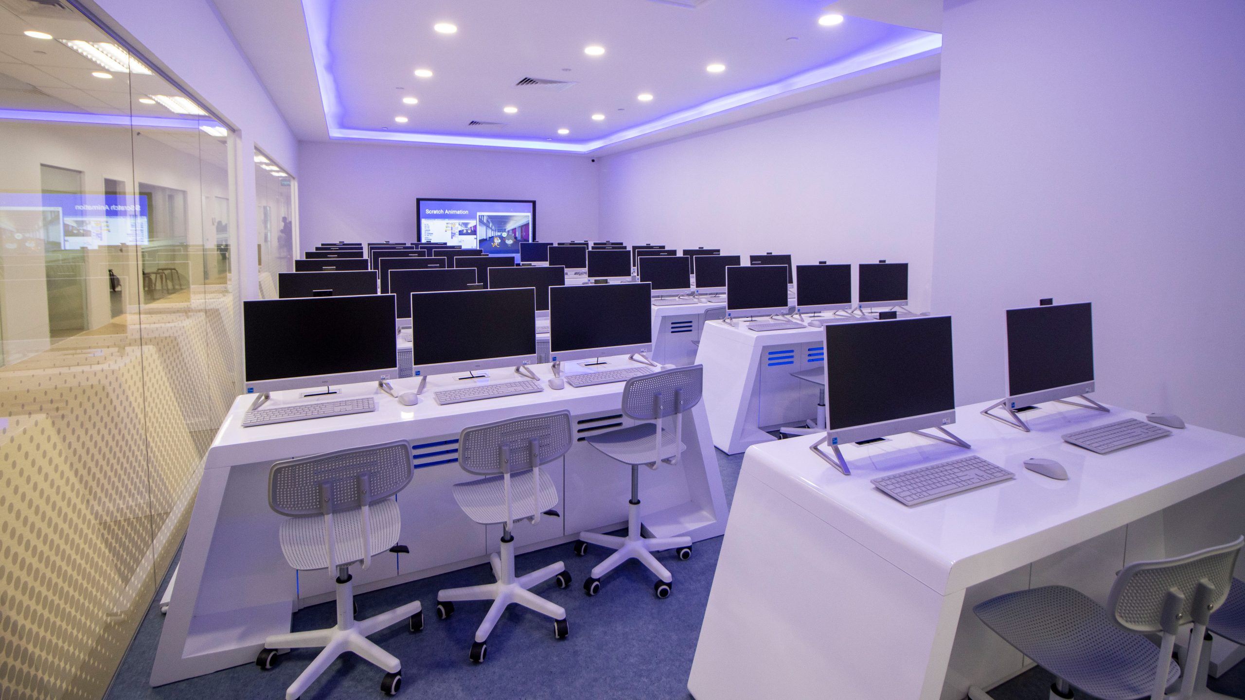 DIMENSIONS International College Orchard Campus –  IT Lab
