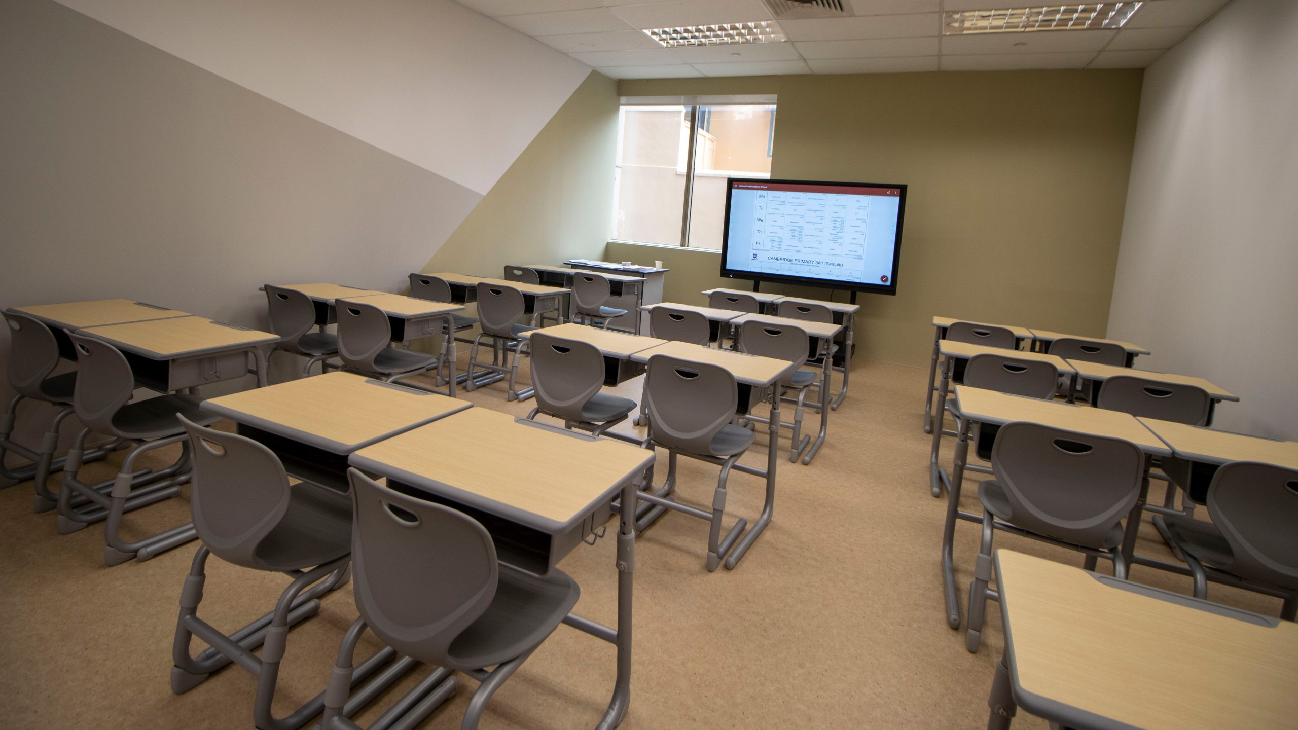 DIMENSIONS International College Orchard Campus – Classroom